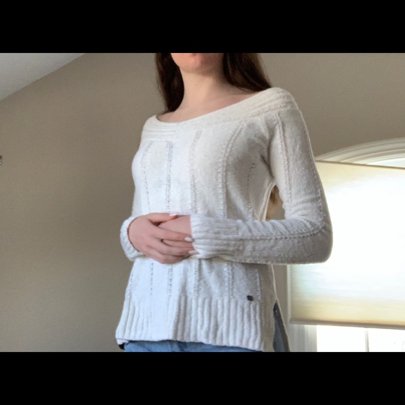 white scoop neck sweater - Picture 1 of 4